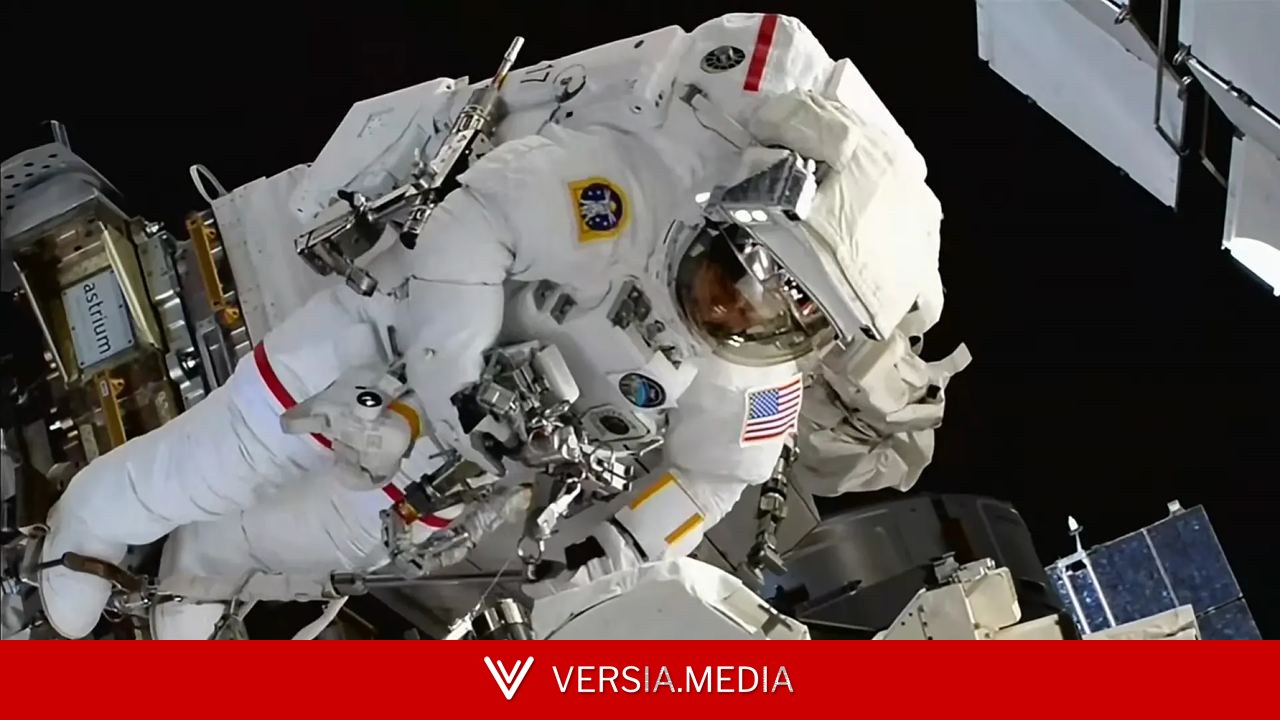 Dos astronautas reparan el brazo robótico de la Estación Espacial en una caminata de más de siete horas